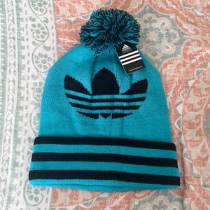 NWT✨ Adidas Warm Winter Beanie Fleece Lined Hat